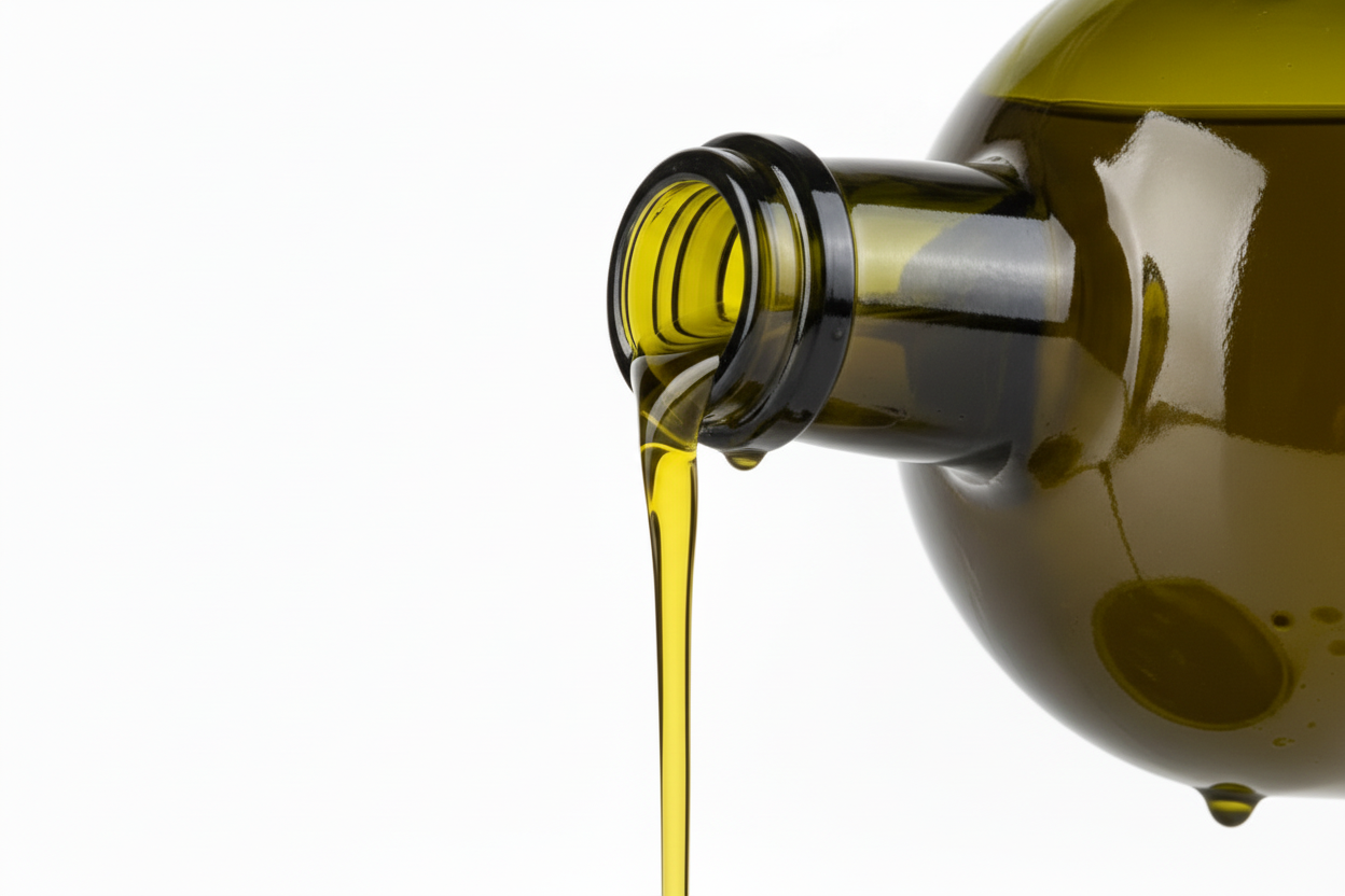 la même recadrée sur le goulot et sans écriture